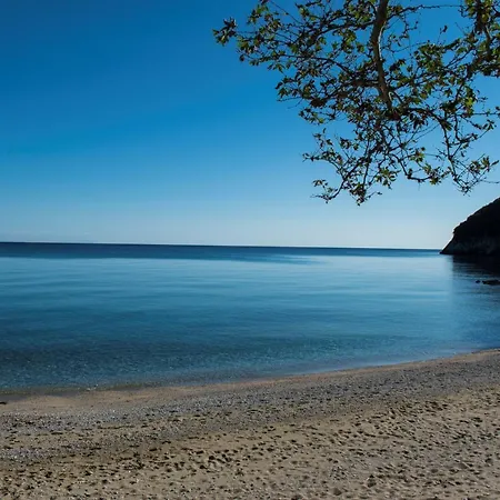 別荘 Feel At Keramídhion